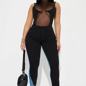 Black Skinny High-Waisted Pants with Two toned Finish